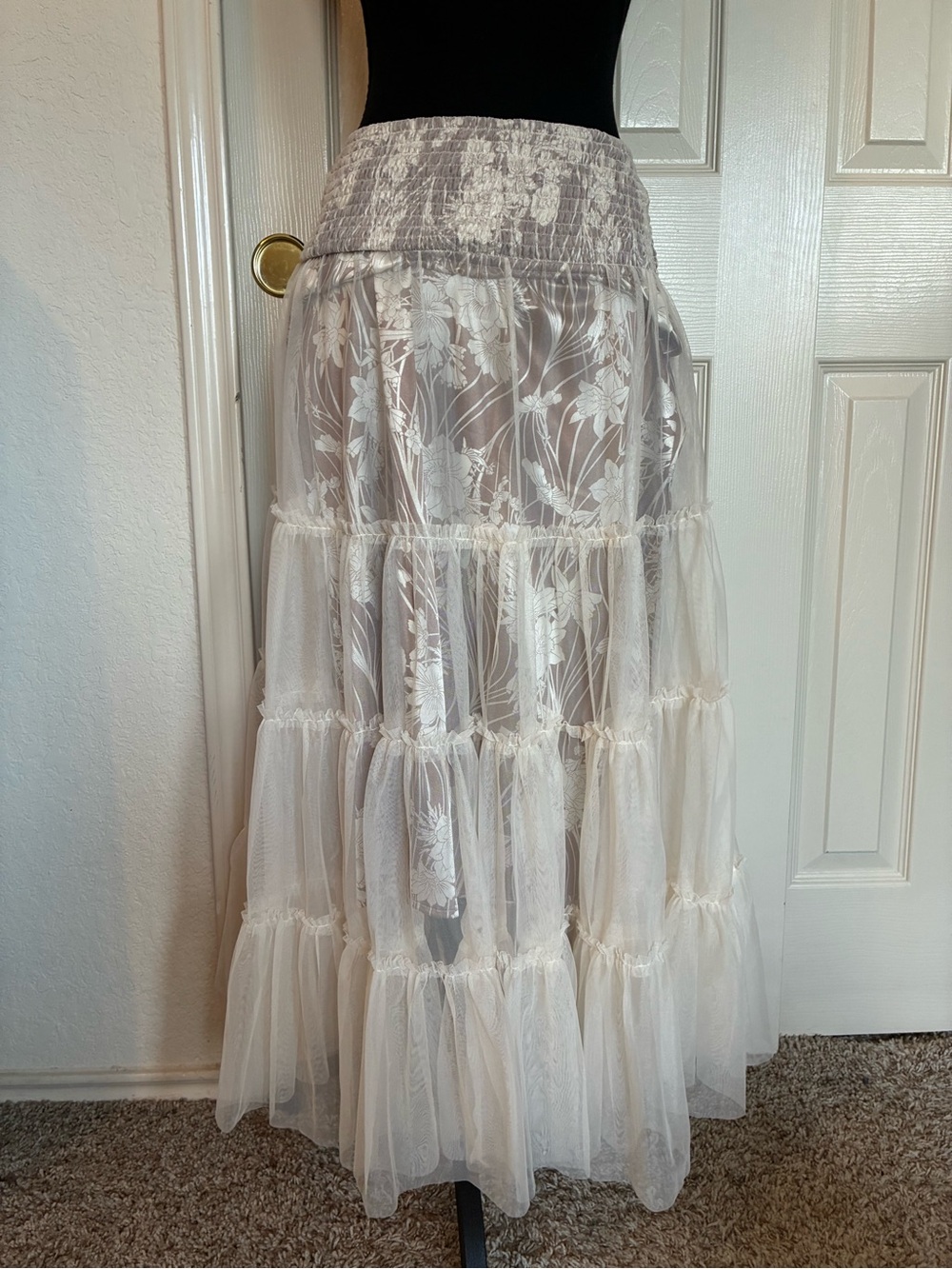Listicle Cream Tiered Lace Maxi Skirt